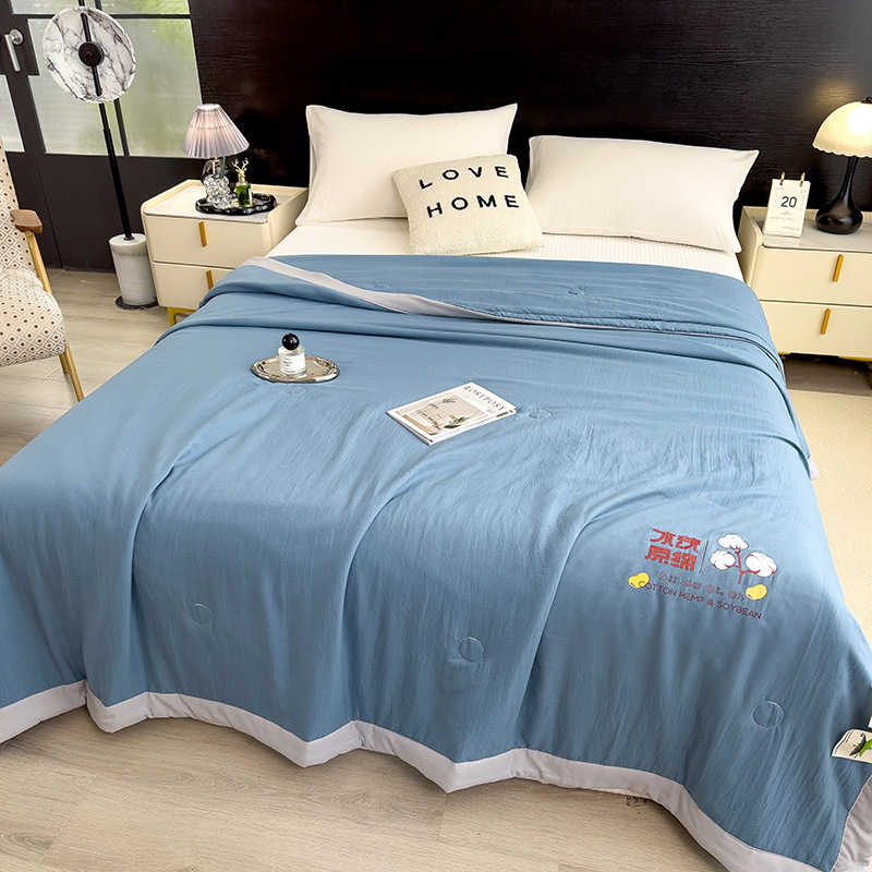 Picture of Summer Cool Quilt Student Dormitory Air-conditioning Quilt Summer Skin-friendly Naked Sleeping Quilt Cooling Breathable Summer Solid Color Quilt Quilt Core