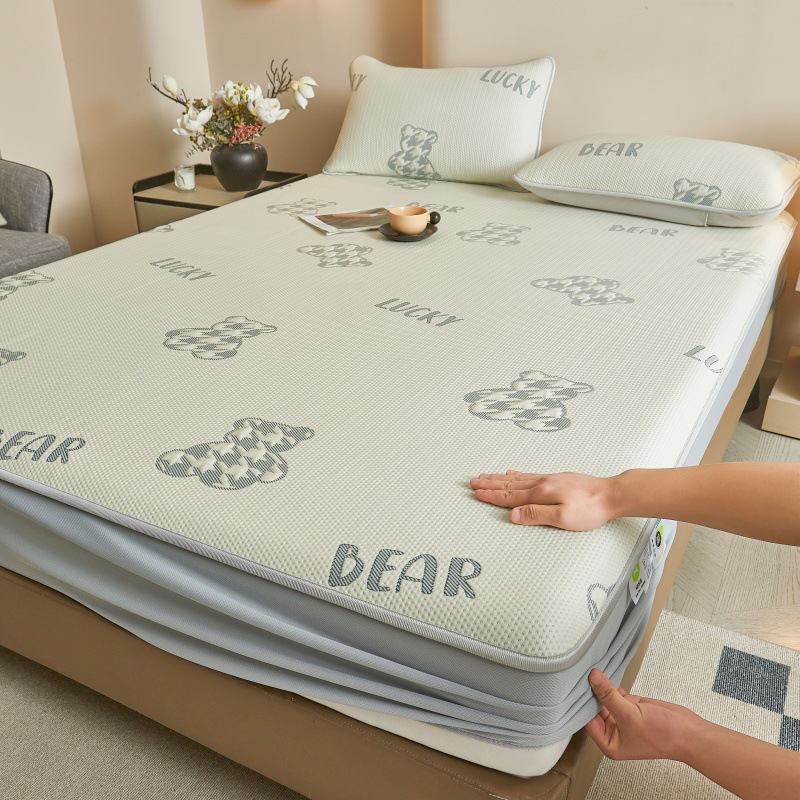 Picture of Class A ice silk mat three-piece set 2025 new summer machine washable antibacterial air conditioning soft mat bed hat 1.8 meters