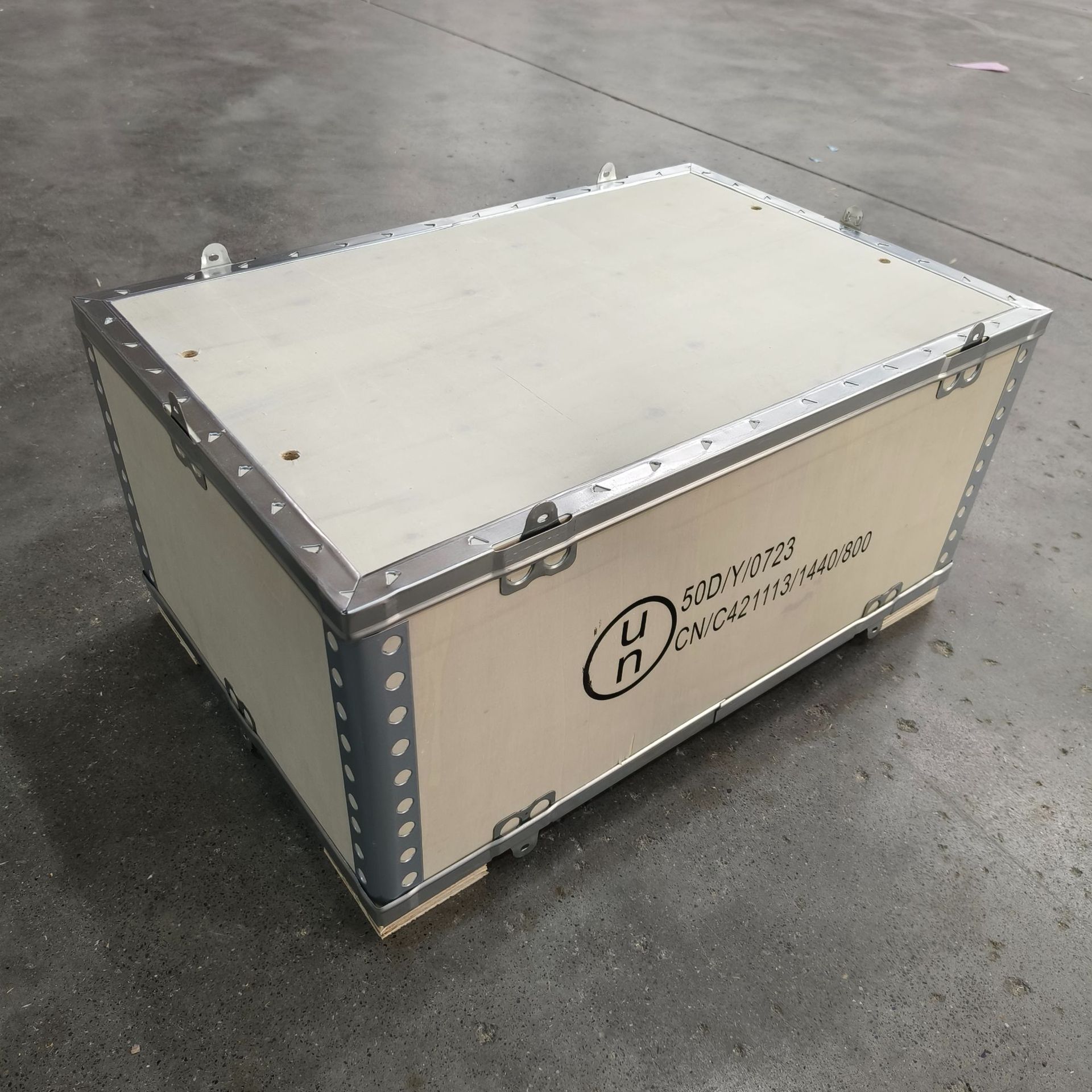 Picture of Factory supply non-fumigation export wooden box folding plywood equipment logistics transportation wooden box buckle steel belt wooden box