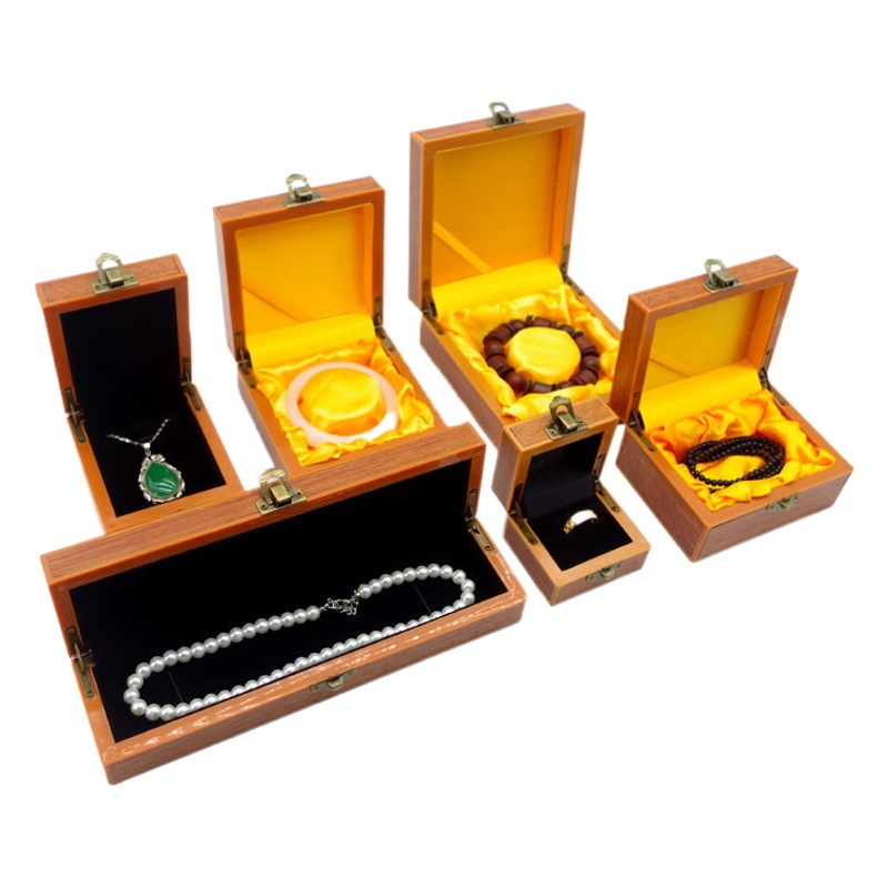 Jade packaging box wholesale imitation Rosewood vintage hollow Collection bracelet box packaging box hanging box Buddha beads