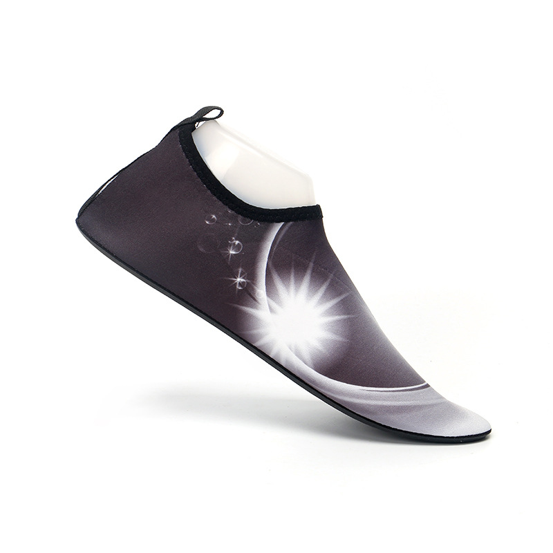 Picture of New Outdoor River Tracing Shoes, Barefoot Diving Wading Beach Shoes, Water Skiing, Swimming, Fitness, Cycling, Mountaineering Five-Finger Shoes