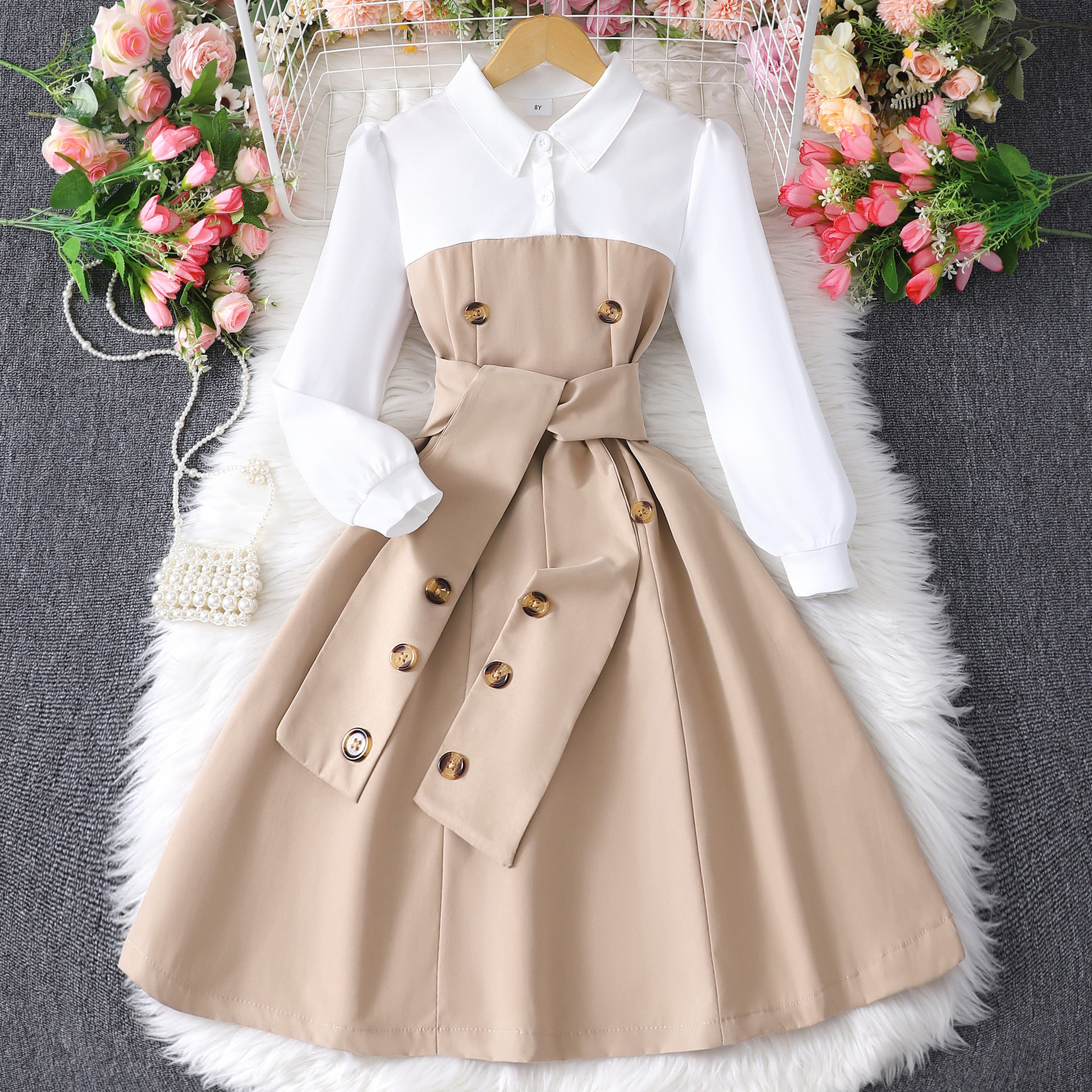 Picture of Cross-Border Best-Selling Style for Girls, Long-Sleeved Lapel Button Stitching, Fashionable Contrasting Color Simple Dress