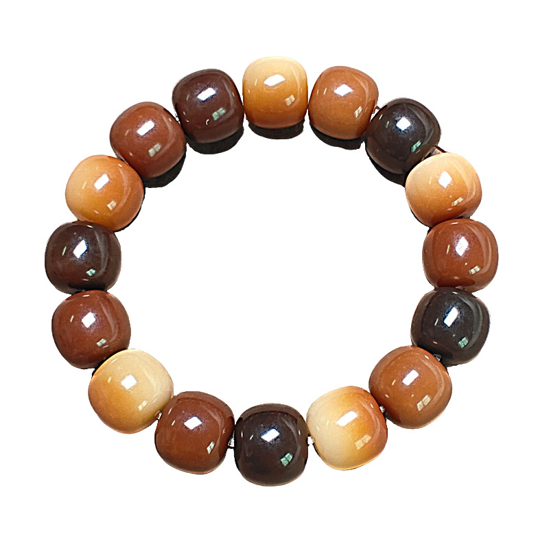 Picture of Factory wholesale sugar fried chestnut bodhi root hand string around the finger soft student version of the text play beads natural bodhi seed hand string