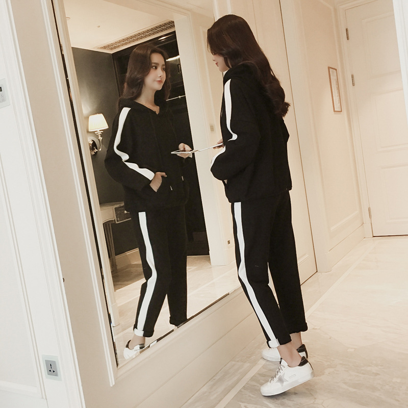 Picture of 2025 Spring and Autumn New Fashion Casual Sports suit Women's Korean-style Loose Hoodie College-style Two-piece Set