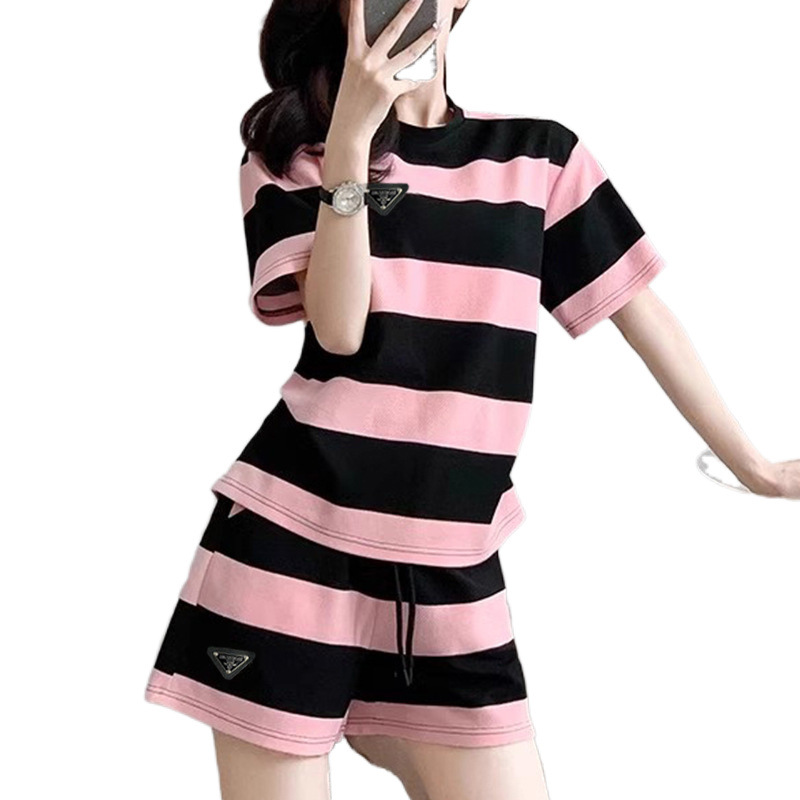 Picture of Japanese and Korean-style Sports Casual suit Women's Summer New Striped Short-sleeved T-shirt Shorts Small Two-piece Set
