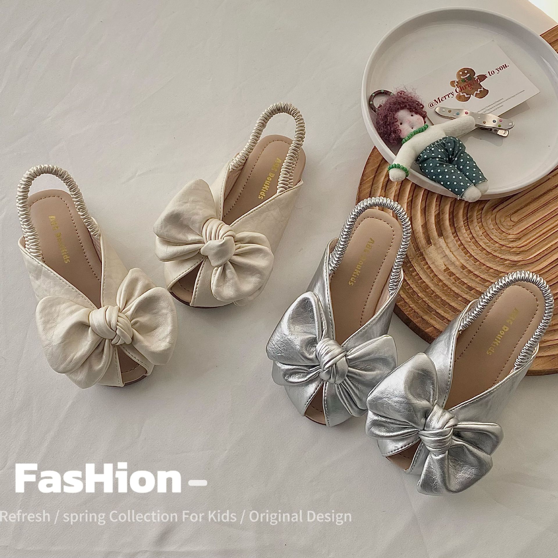Girls Sandals 2025 Summer New Children's Outerwear Big Bow Sandals Little Girls French Fish Mouth Princess Shoes