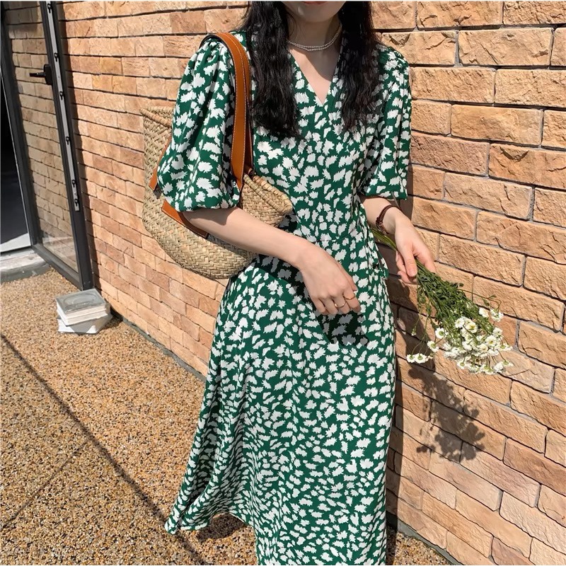Picture of Vintage Elegant French Style Floral Long Dress plus size Chubby Girl Slimming Chic Green Puff Sleeve dress Summer
