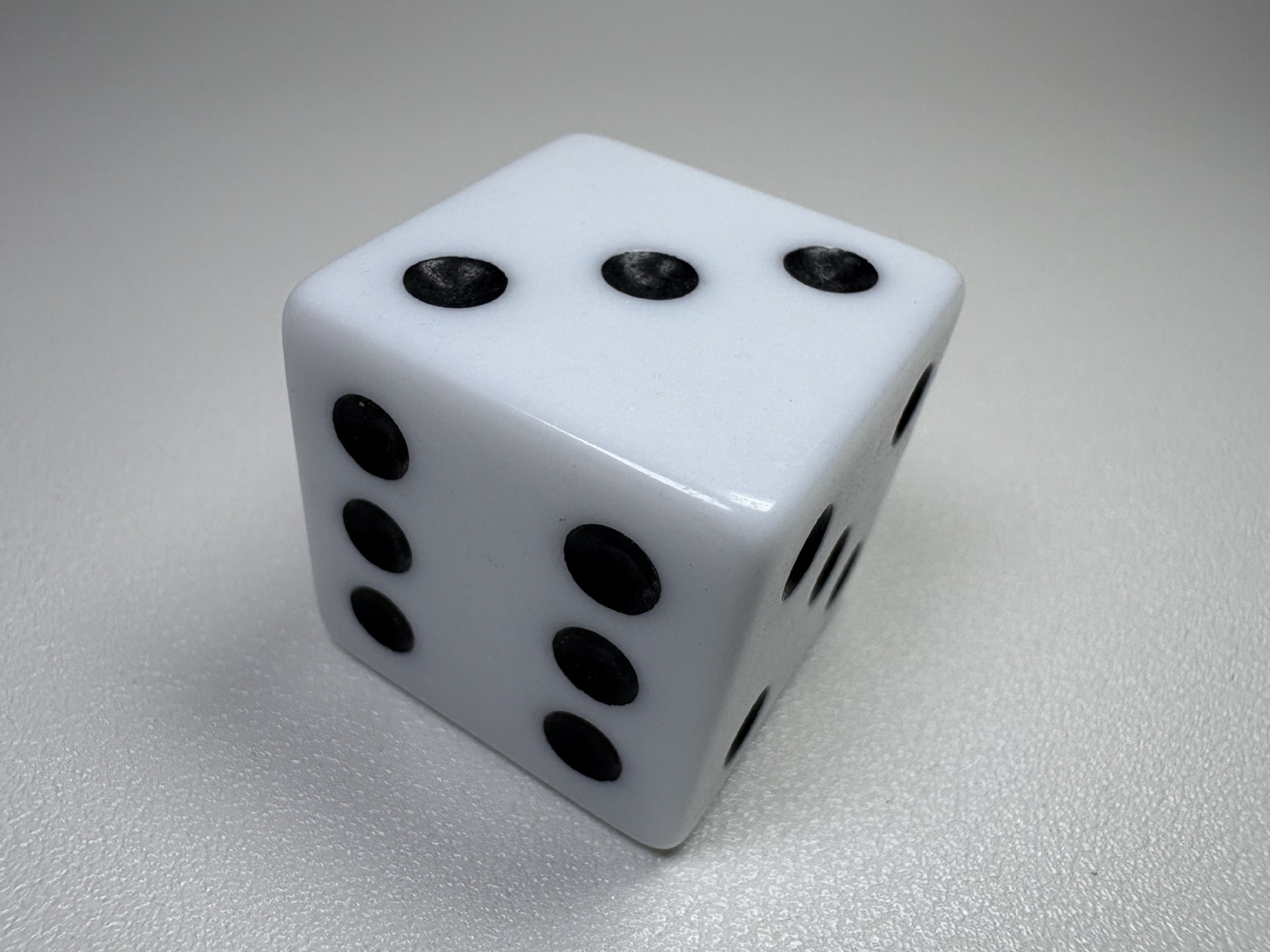 Picture of Right Angle Square Solid Color White Background Board Game Running Group Accessories Teaching Game Entertainment Props Drawing Acrylic Mini Dice