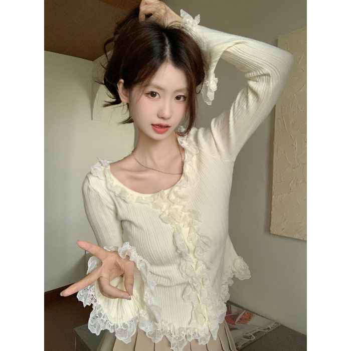 Picture of French Style Pure Lust Style Apricot Knitted Cardigan for Women Autum 2024 New Slim Short Spliced Lace Top