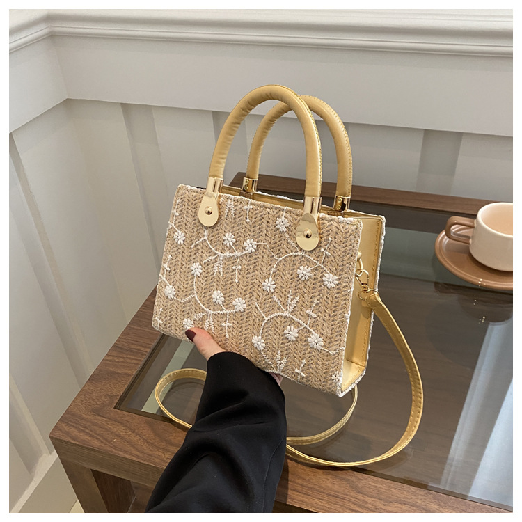 Lace Straw Woven Handbag Women's 2024 Spring New Tote Bag Pastoral Style Mori Style All-match Women's Woven Bag
