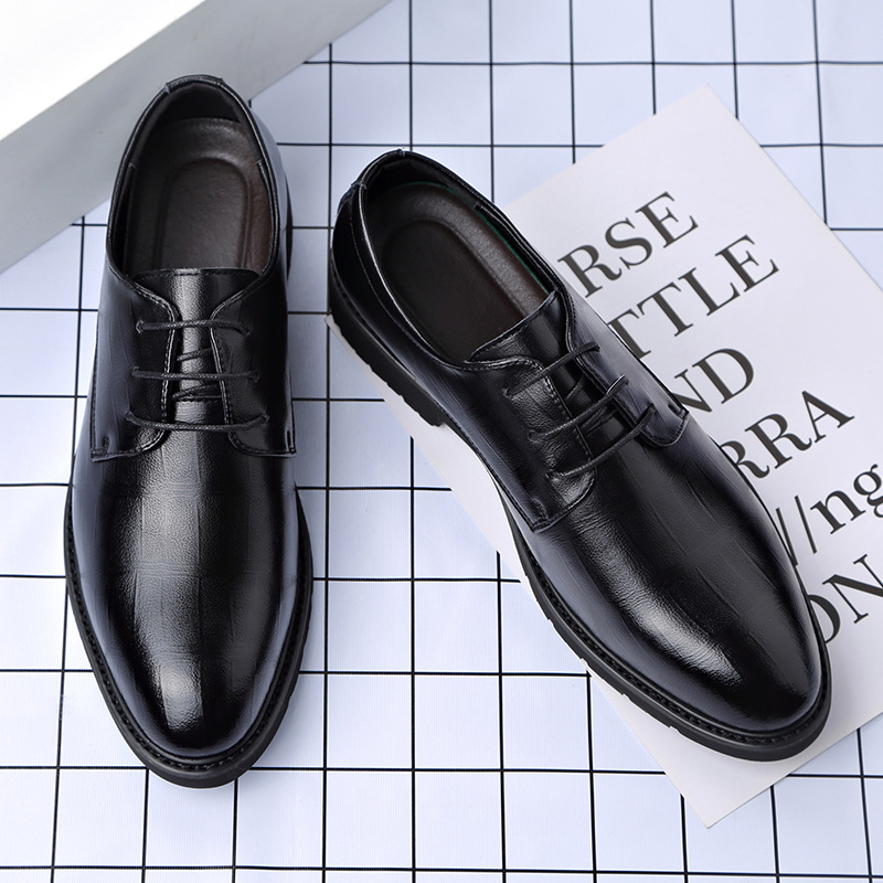 Picture of Spring New Dress Leather Shoes Soft Leather Business Casual Men's British Style Korean Pointed Toe Work Banquet Wedding Shoes