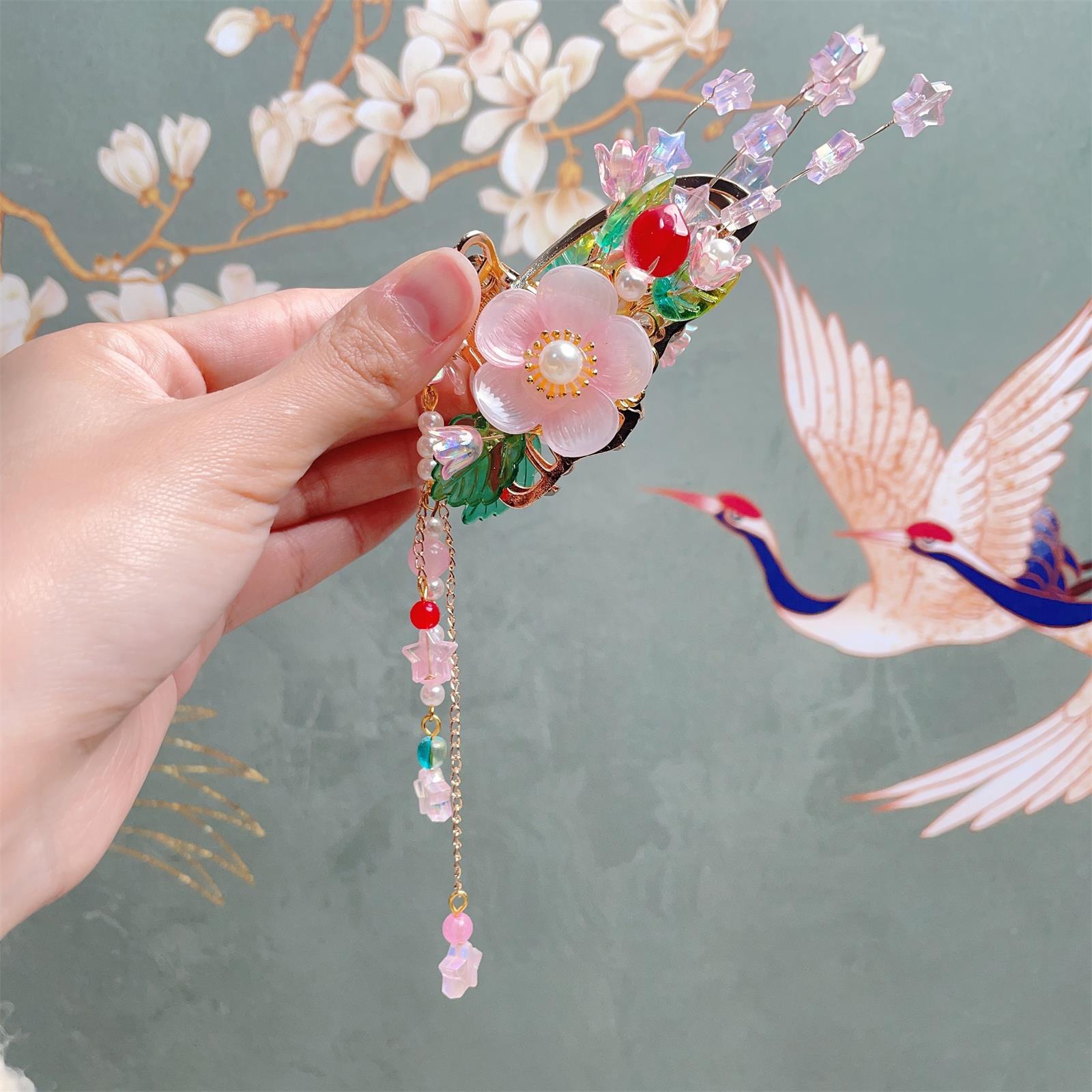 Picture of Ancient Style Hair Accessories for Children, Hanfu Hair Ornaments for Girls, Back-Of-Head Claw Clips, Chinese Style Pendant Hairpins, Butterfly