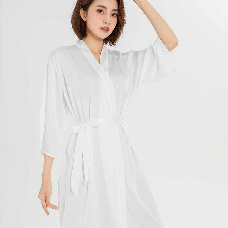 Picture of bride Gown morning Gown Lady nightgown wedding makeup bridesmaid group wedding kimono imitation silk satin bathrobe