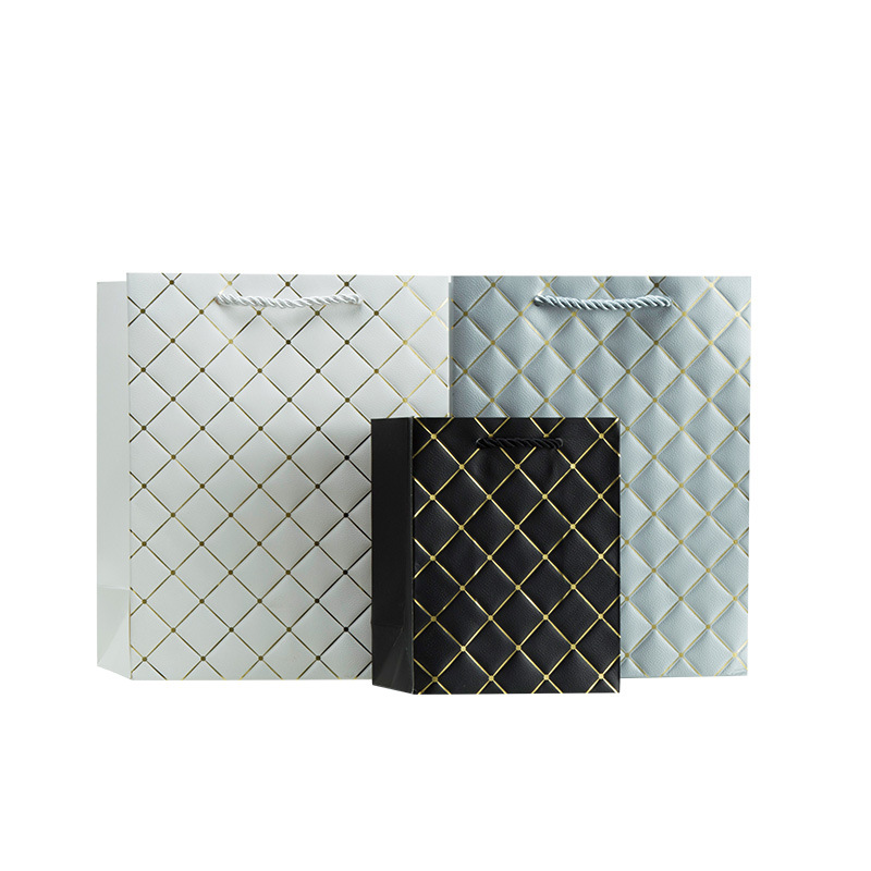 Picture of Creative New Fashion High-End Oversized Gift Bag Gift Bag European and American Hot Stamping Plaid Business Satchel Paper Bag
