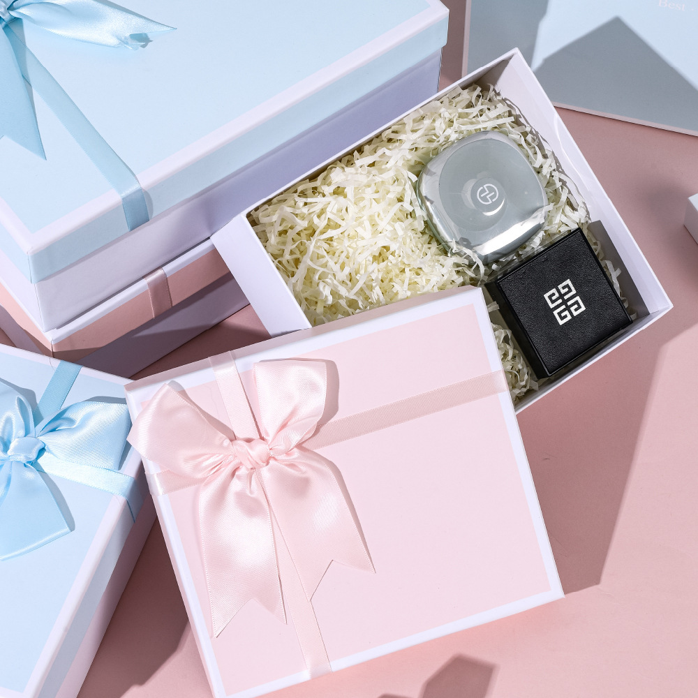 Chinese Valentine's Day 520 Gift Box Empty Box Creative Gift Chocolate Aromatherapy Belt Packaging Box Satchel Heaven and Earth Cover