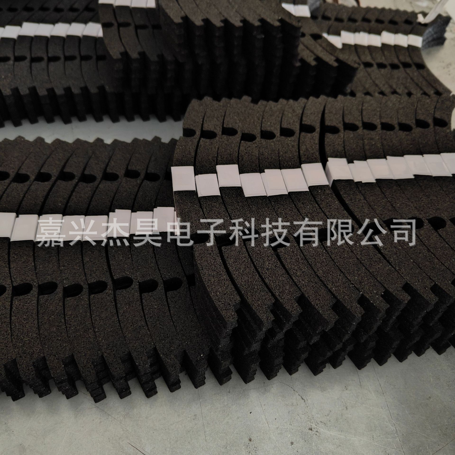 Picture of Jiaxing City Produces Speaker Rubber Sealing Gaskets and Audio Edge Rubber Sealing Gaskets