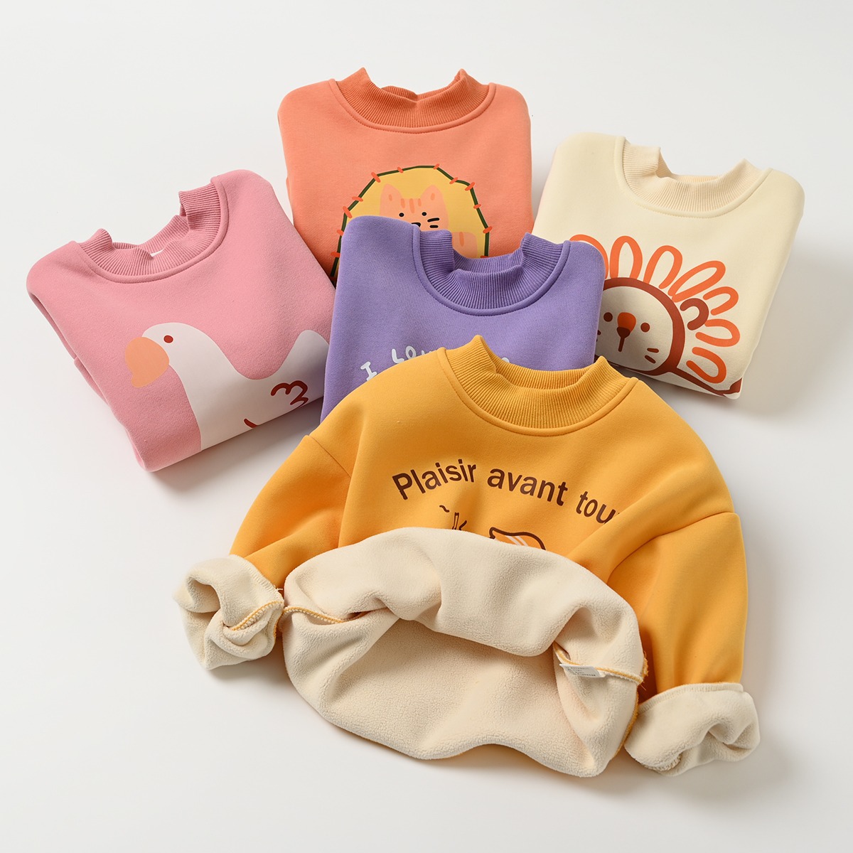 Picture of Children's One-piece Velvet Sweater Boys' and Boys Cartoon Warm Pullover for Children's Autumn and Winter Children's Wear Plus Velvet Jacket