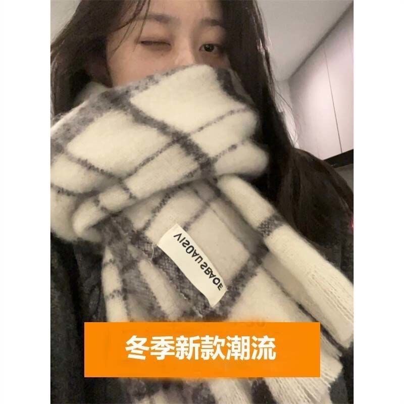 Picture of Cross-border solid color new imitation cashmere scarf women's autumn and winter thickened warm shawl solid color student scarf men's wholesale
