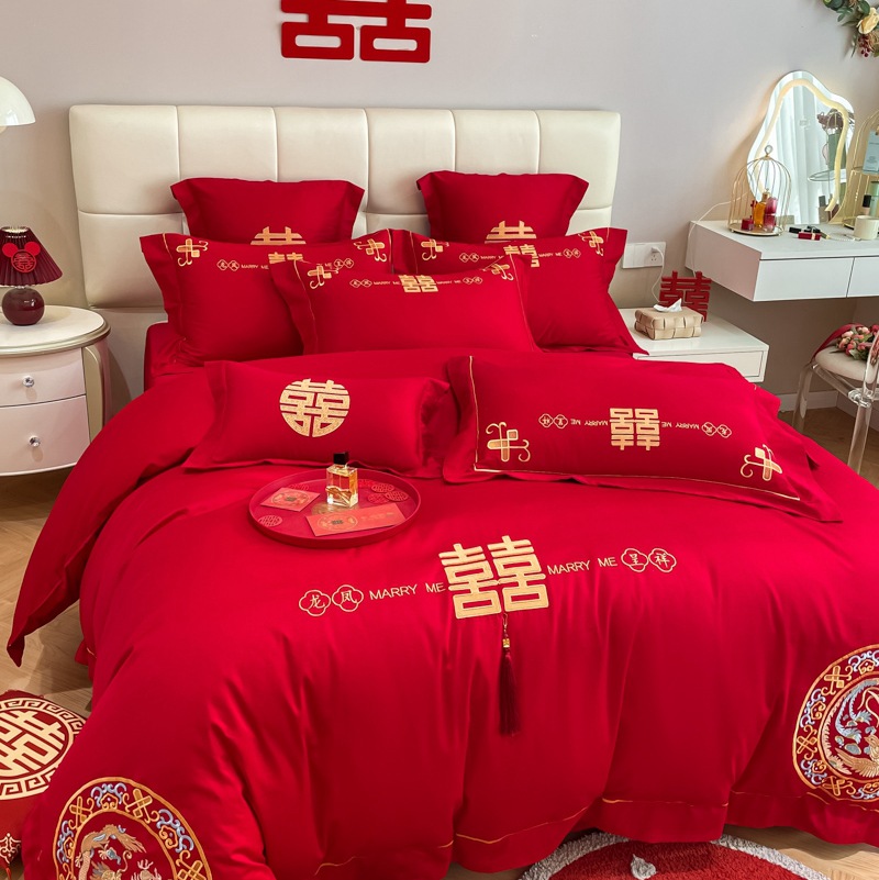 Picture of Chinese-style High-grade Wedding Four-piece Set Big Red Embroidered Wedding Dowry Quilt Cover Bed Sheet Newlywed Wedding Room Bedding