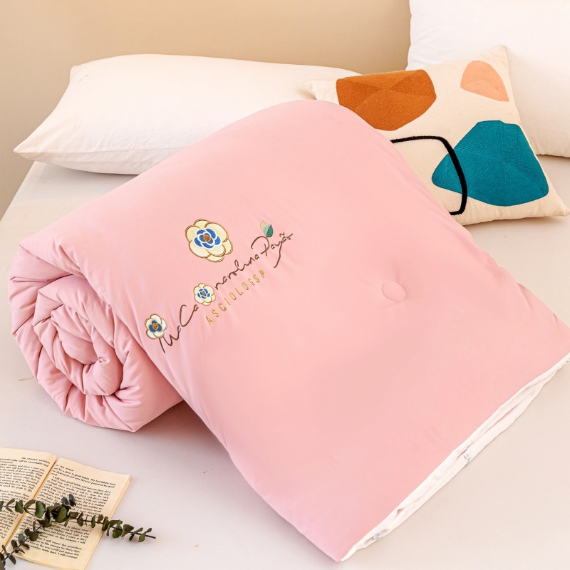 Picture of Category a Maternal and Infant Grade Camellia Stereo Soybean Quilt 30% Soy Fiber Winter Quilt Core Spring & Fall Quilt All Year Round Quilt