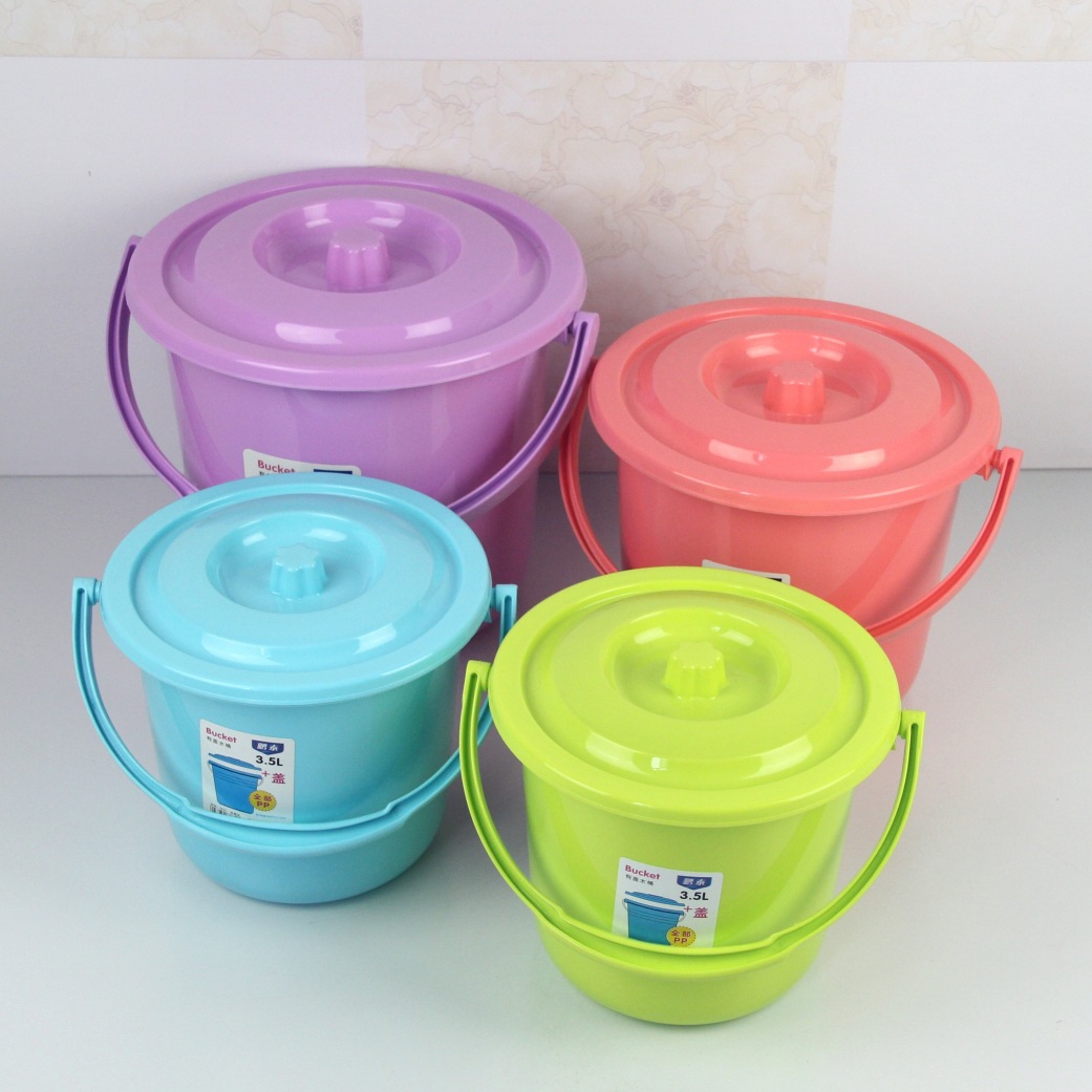 Youbuy Plastic Small Thickened Portable Bucket Plastic Bucket with Lid Opening Promotional Gift Bucket Color Bucket