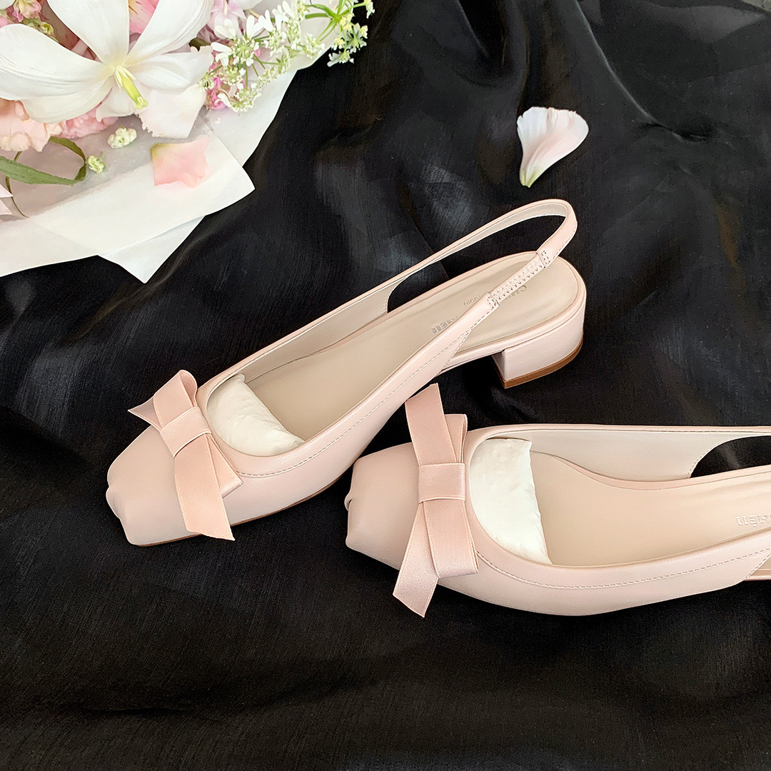 Ready Stock Red Bottom Girl ~ Pig Nose Lambskin Thick Heel Bow Ballet Flats Women's Sandals