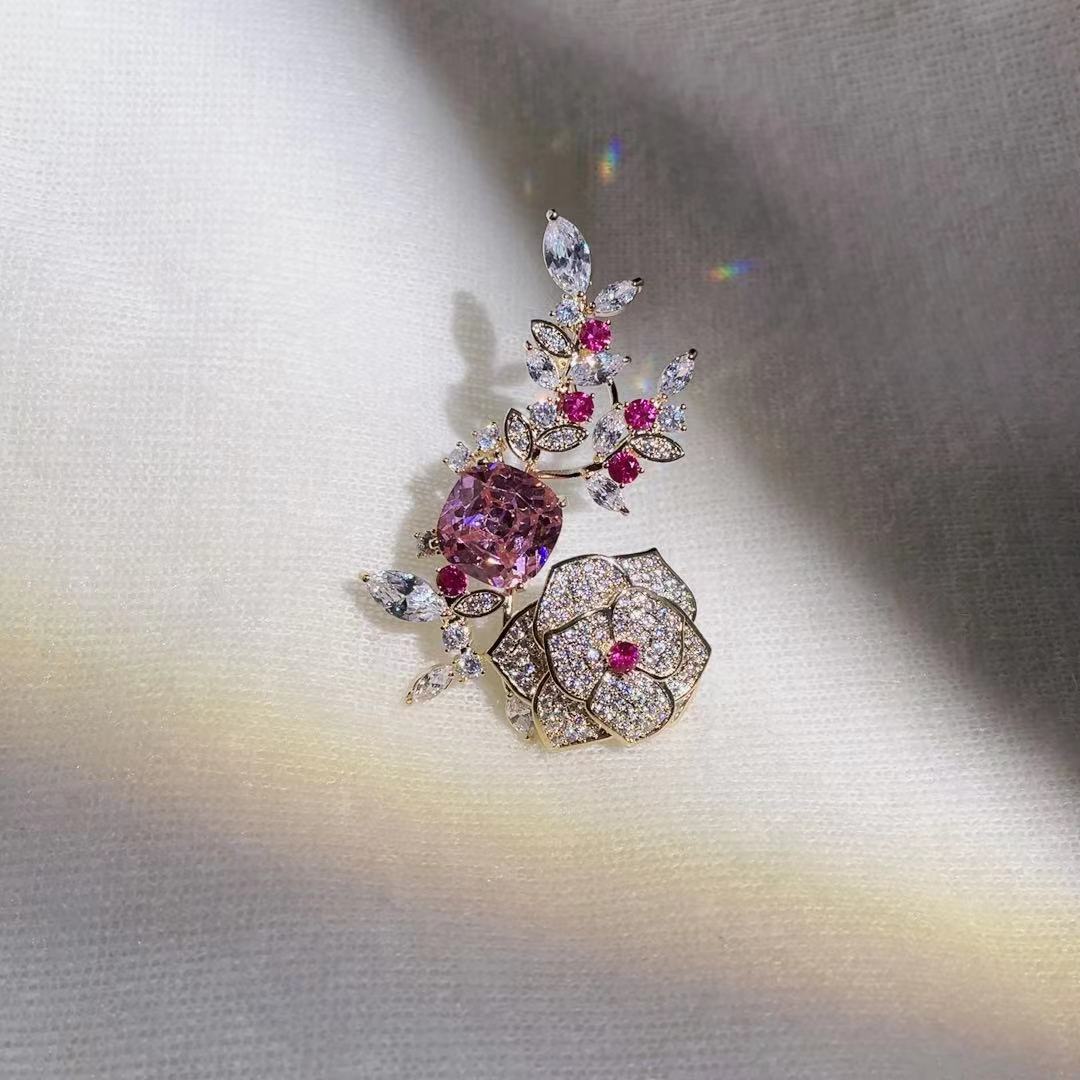 Picture of ins retro National style elegant bright flower zircon brooch high-end elegant Internet celebrity same style brooch