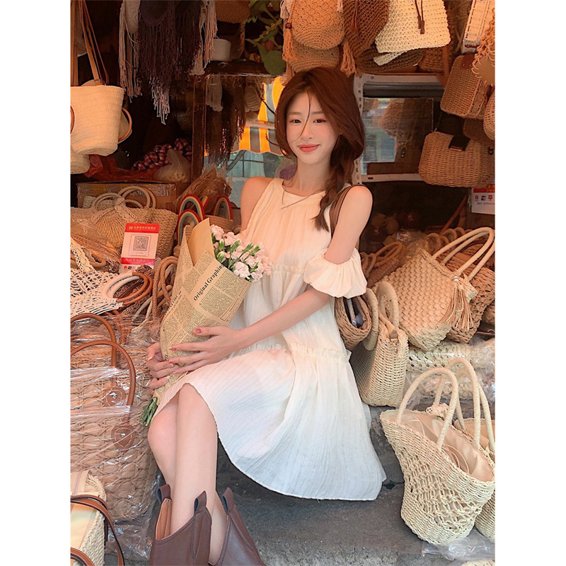 Women's 2024 Summer New Gentle Age-reducing A- line French Sweet Round Neck Off-shoulder Short-sleeved dress Ins Style Skirt