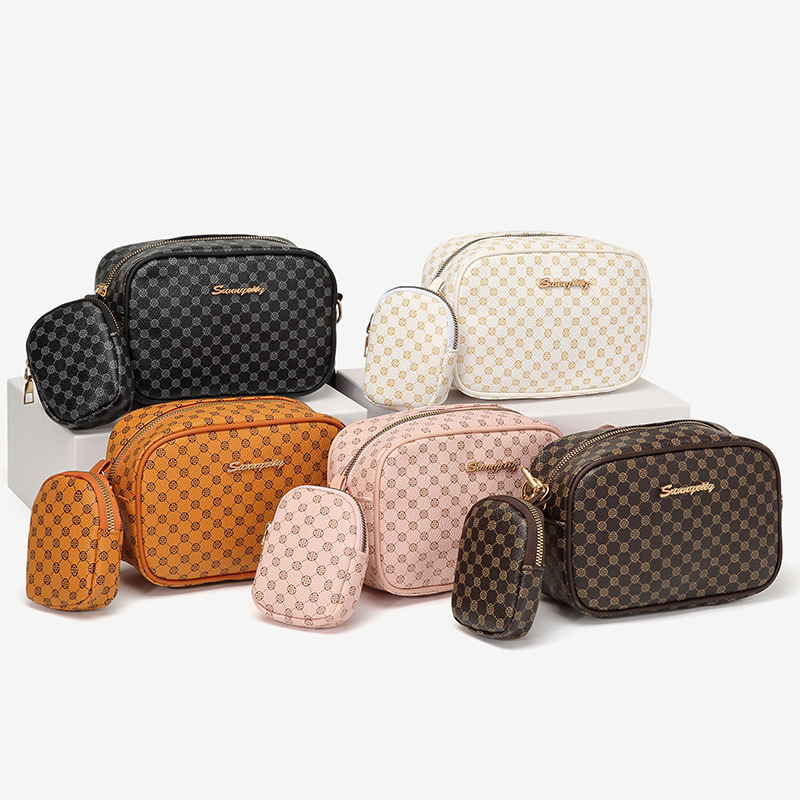2025Bags Retro Quilted Polka Dot Print Small Square Bag with Mini Coin Purse Fashionable Crossbody Shoulder Bag for Women