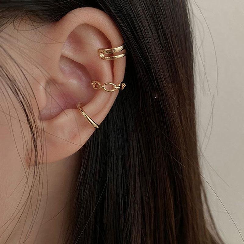 Picture of New 2025 Gold Piece Smart Sense 925 Silver Earrings Simple All-match Earrings Girlfriend Elegant Women