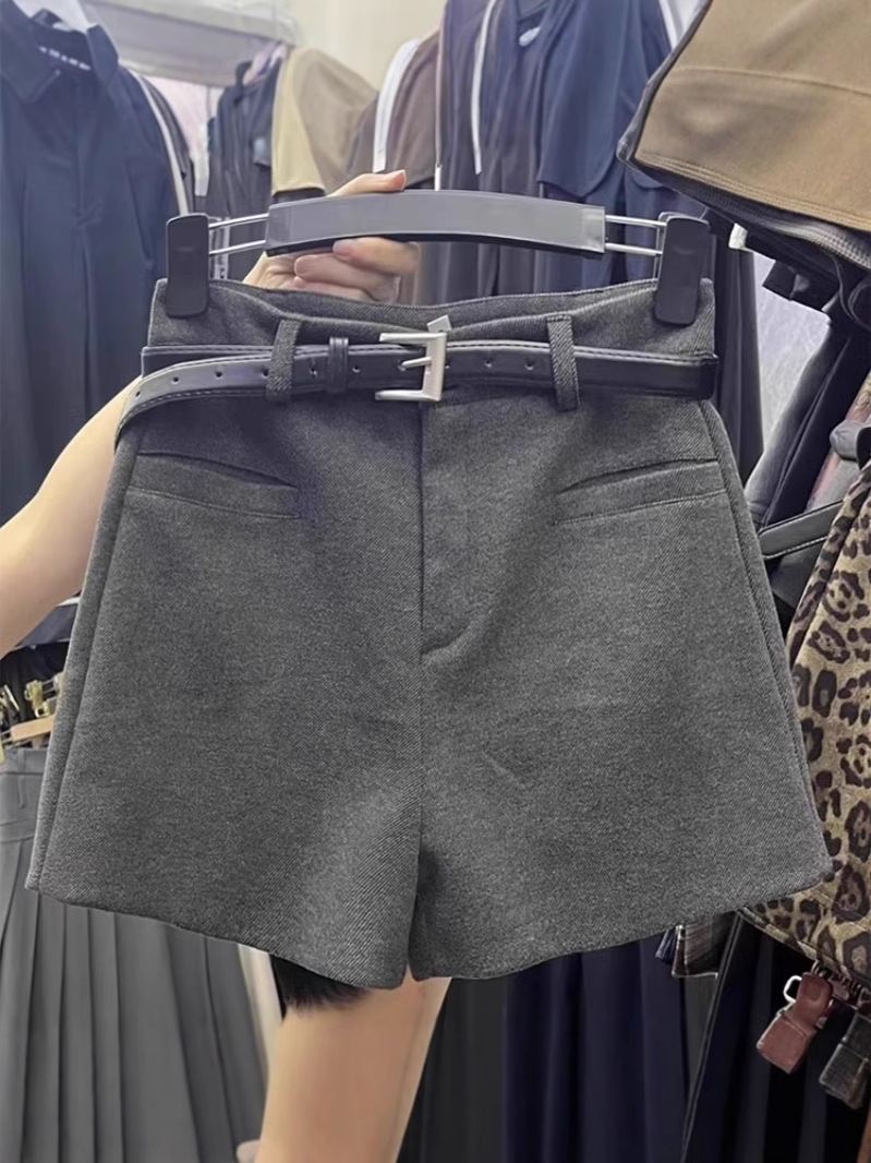 Grey Woolen Suit Shorts Women's Autumn and Winter 2024 New High Waist Slimming Small Commuter A- Shapes Wide Leg Pants
