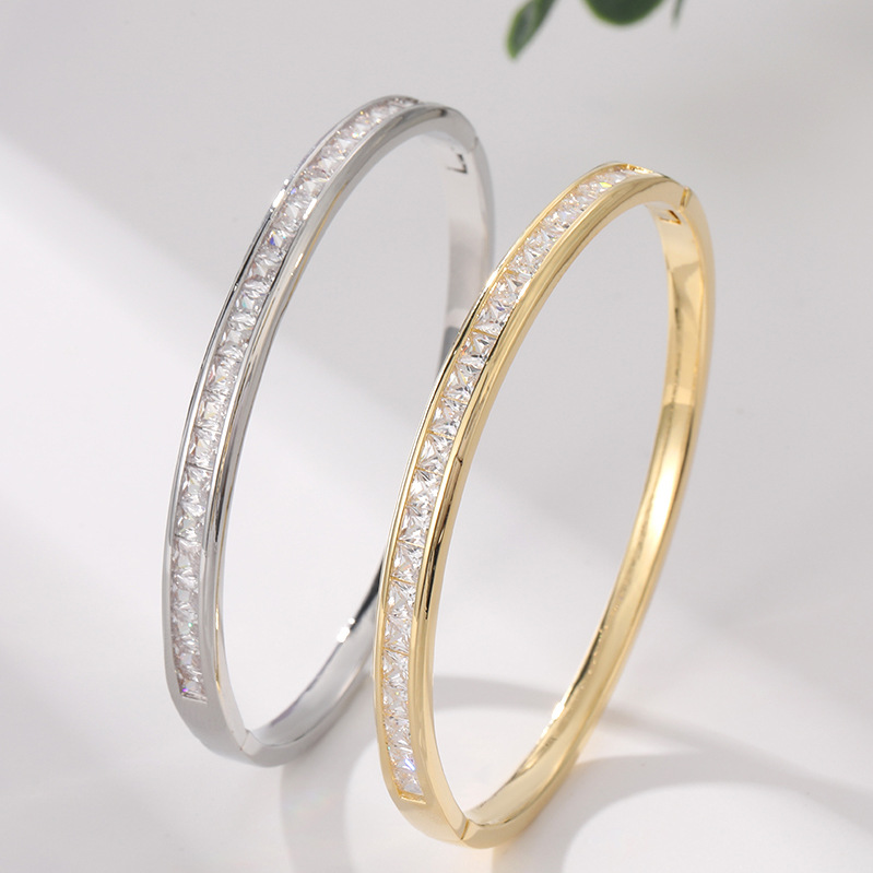 Cross-Border Popular Full-Diamond Starry Sky Bracelet for Girls, High-End Non-Fading Hand Jewelry, Diamond-Encrusted Zircon Square Bracelet for Women