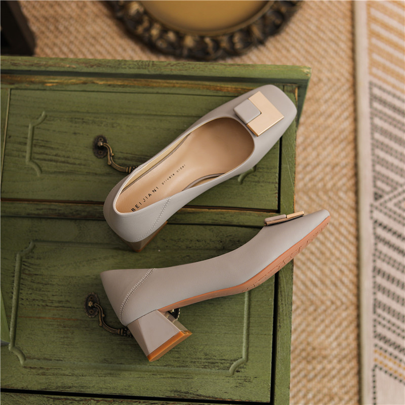 Picture of 332-6 Sheepskin Square Buckle Chunky Mid-Heel High Heels Women's Square-Toe Granny Shoes Soft Leather 5cm Metal Elements