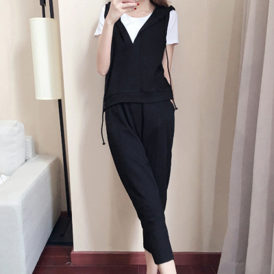 Picture of 2023 Summer fat sister suit size women's 200kg fat mm short sleeve jacket vest cropped pants three-piece suit