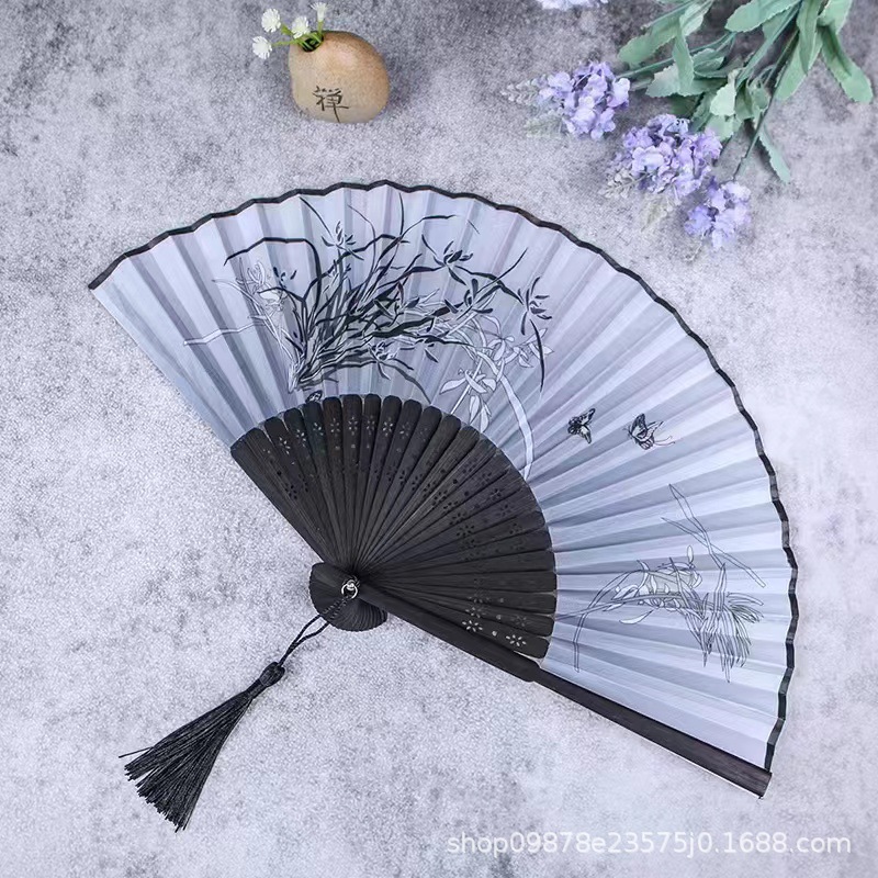 Picture of Folding Fan Bamboo Ancient Fan Student Girl Chinese Style Small Fan Scenic Spot Export Wholesale Retail Gift Decorative Fan