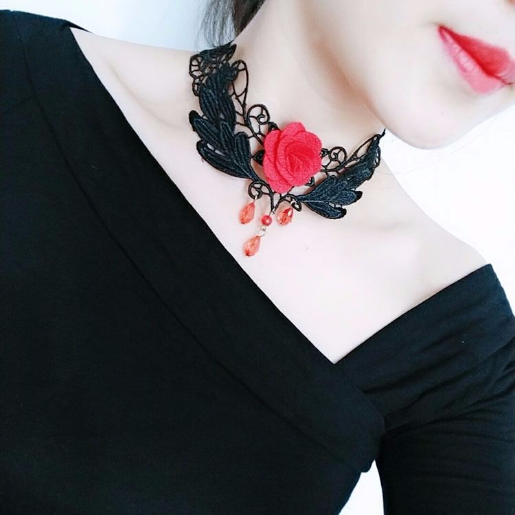 Picture of Cross Border Accessories Women's Neck Strap Court Gothic Spice Girl Neck Chain Lace Necklace Choker Clavicle Chain Collar Collar Vintage