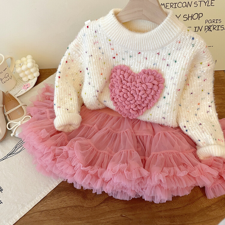 Picture of Girls Korean Style Heart Thickeneded Sweater 2025 Winter Baby Fashionable Warm Kidsren's Winter Thick Sweater