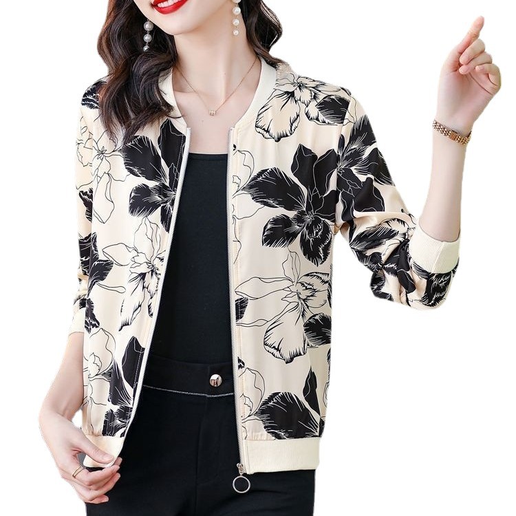 Picture of Chiffon Sunscreen Short Coat Women's 2025 Summer New Long Sleeve Fashionable Casual Loose Thin Cardigan Top Trendy