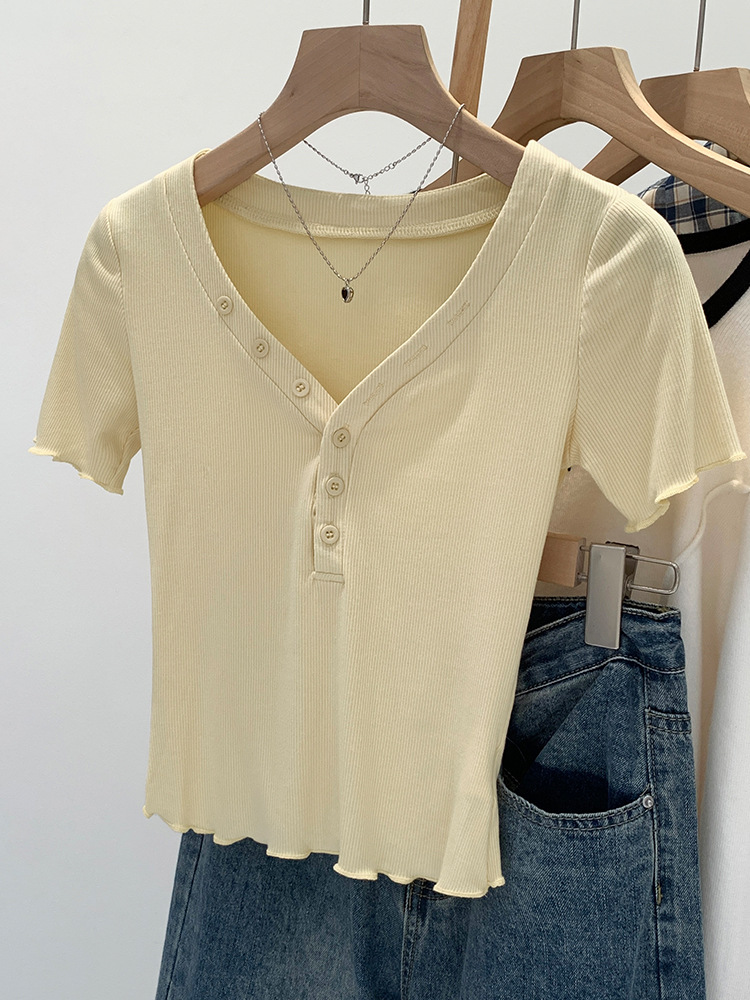 Elegant V-neck button shoulder and ear edge age-reducing sweet and spicy short sleeve women's summer 2024 new short top