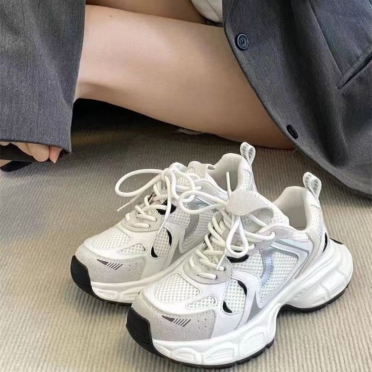 Lightweight Sports Running Shoes Women's 2023 Spring New Mesh Campus Style Forrest Gump Shoes All-match Casual Trendy Shoes
