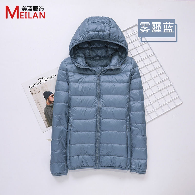 Picture of Women's down Jacket 2025 New Short Style Lightweight Thickened Warm Slim Fit Korean Style White Duck down Fashion Coat Wholesale