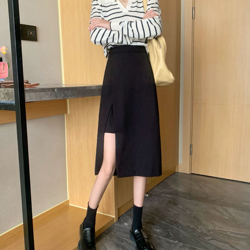 2025 Summer Plus Size Black Slit Midi Skirt for Women, Spring/Summer Hip-Covering Slimming High-Waisted Skirt for Plus Size