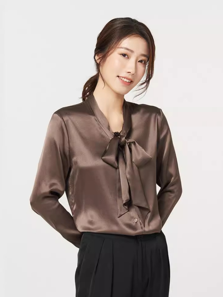 New Spring and Autumn Silk Shirts for Women, Silk Satin Long-Sleeve Shirts with Large Bow, Mulberry Silk Shirts for Commuting, Available for Wholesale