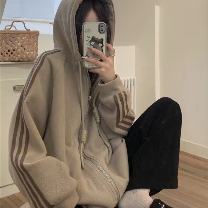 Picture of American Style Retro Autumn and Winter New Loose plus size Long-sleeved Cardigan Top fleece-lined Thickened Hooded Sweater Jacket Women's Trendy