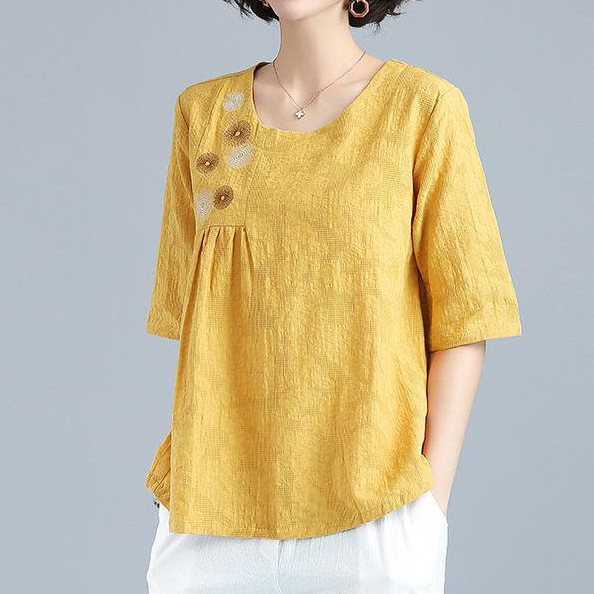 Picture of Renaissance Jacquard CoTTon and Linen Three-quarTer Sleeve T-shirT Women's Summer Loose Large Size Belly-covering Slimming Look Embroidered Casual Top