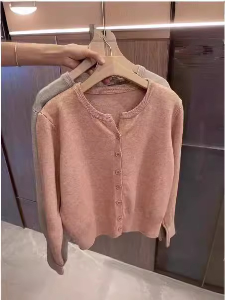 Spring and Autumn Thin Wool Knitted Cardigan Women's Korean-style Round Neck Loose Short Knitted Sweater Outer Sweater Coat Top