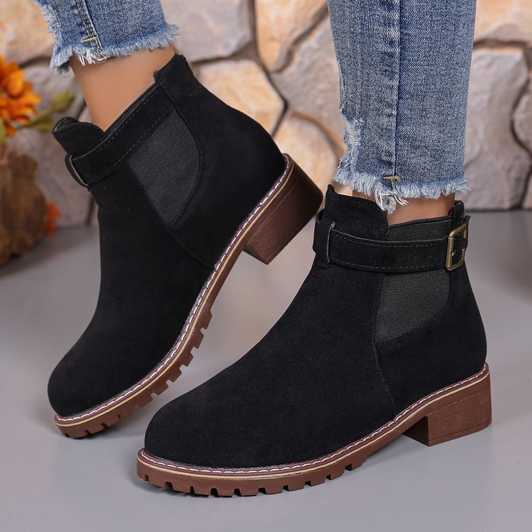 Picture of Tume Foreign Trade Plus Size Buckle Square Heel Fashion Boots 2025 Fall Winter New Round Toe Mid-Top Women's Boots Spot Wholesale