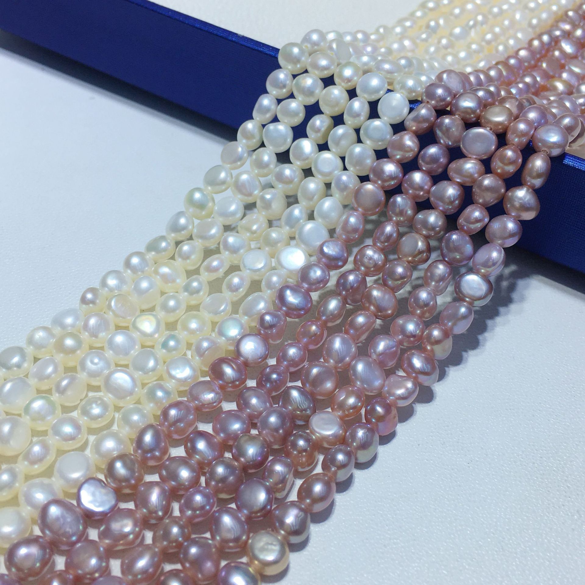 Through-Hole Raw Materials 5-6mm Slippery Leather Double-Sided Light Baroque Tianran Freshwater Seedless Pearls DIY Beading Raw Materials