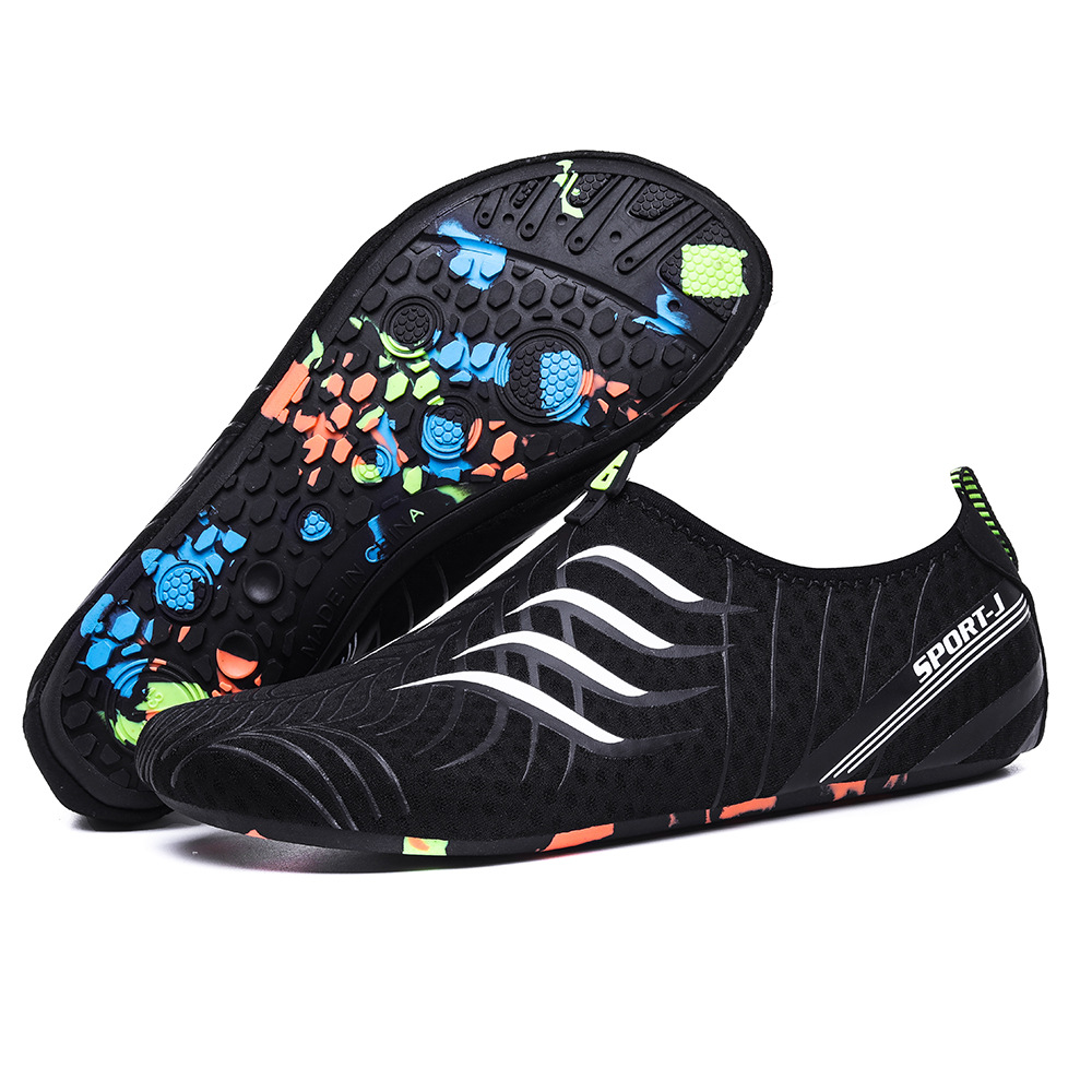 Factory wholesale beach shoes men's lightweight quick-drying swimming shoes women's couple's soft bottom non-slip drifting wading fishing shoes