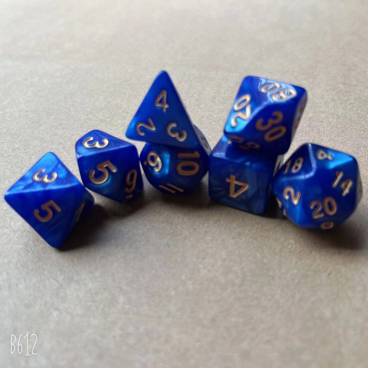 Picture of Multi-sided dice seven-piece Dungeons and Dragons table game dice DND sieve TRPG running group Amazon quick sale